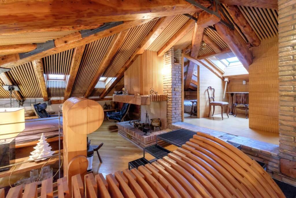 트리에스테 6 Ponterosso - Luxury Attic 아파트 외부 사진