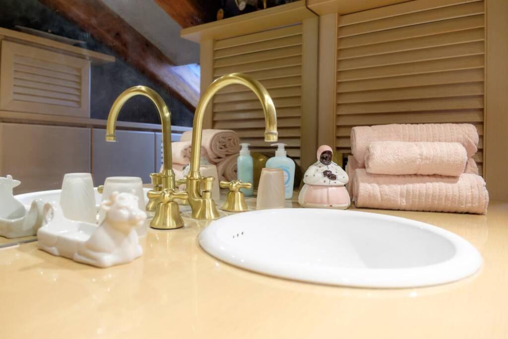 트리에스테 6 Ponterosso - Luxury Attic 아파트 외부 사진